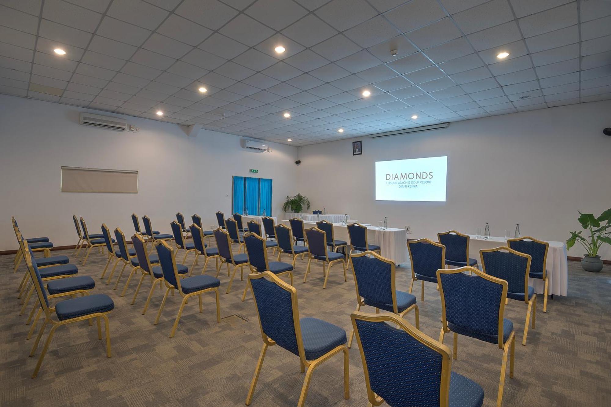 Diamonds Leisure Beach & Golf Resort Діані-Біч Екстер'єр фото The conference room